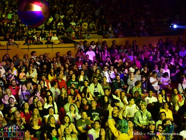TEATRO-ENTREGA DE PREMIOS-02-1166